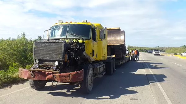 AMET asume investigación de accidente dejó 5 muertos en Autovía del Este