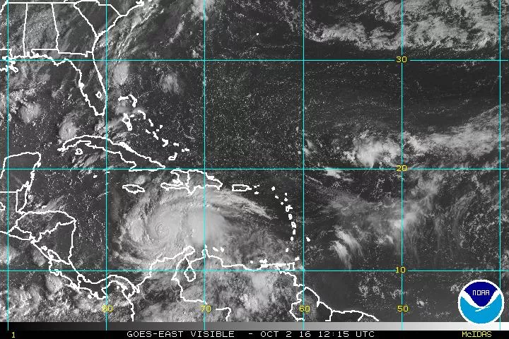 Meteorología pronostica aguaceros; emite aviso y alerta de tormenta tropical