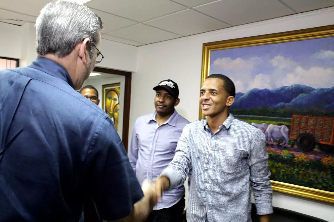 Luis Abinader dice triunfo de oposición en la UASD muestra valor de la unidad