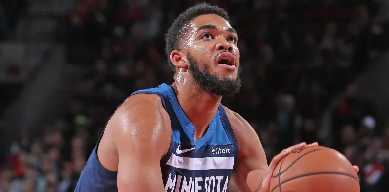 Karl Towns estará mucho tiempo en Minnesota