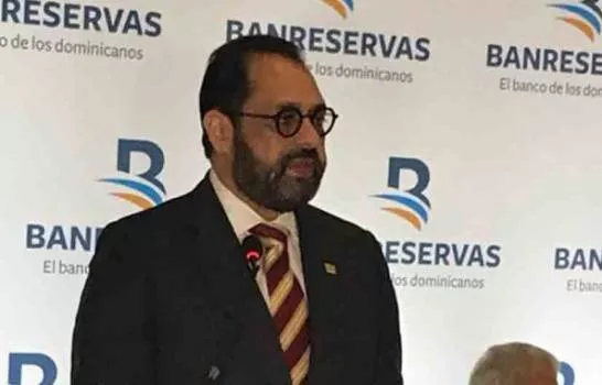 Carta de renuncia del subadministrador del Banco de Reservas; dice 