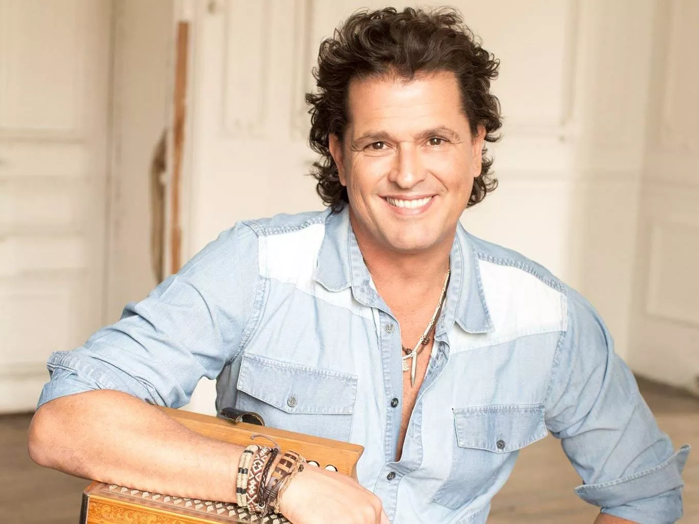 Carlos Vives afronta su nueva gira “en el momento más maduro” de su carrera