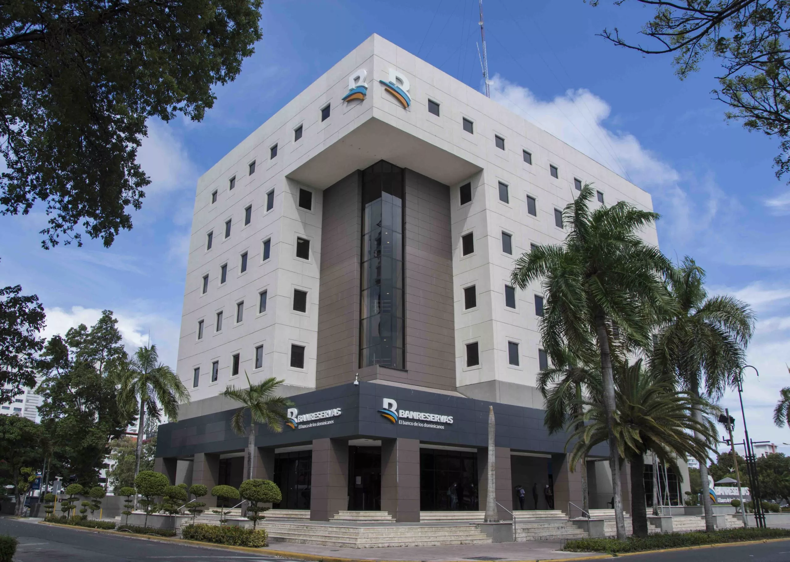 Global Finance premia a Banreservas como Mejor Banco de RD y del Caribe