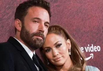 JLO y  Affleck disfrutan de luna de miel