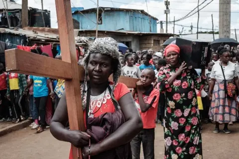 Mueren cuatro personas en Kenia ayunando para encontrarse con Jesucristo