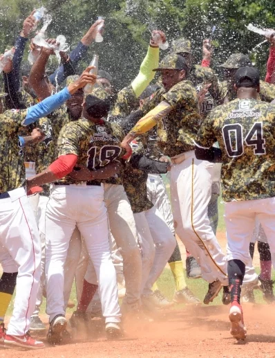 Ejército  se corona en béisbol militar