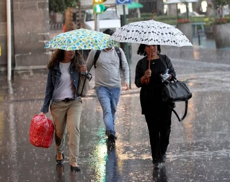 Sistema de baja presión podría generar lluvias