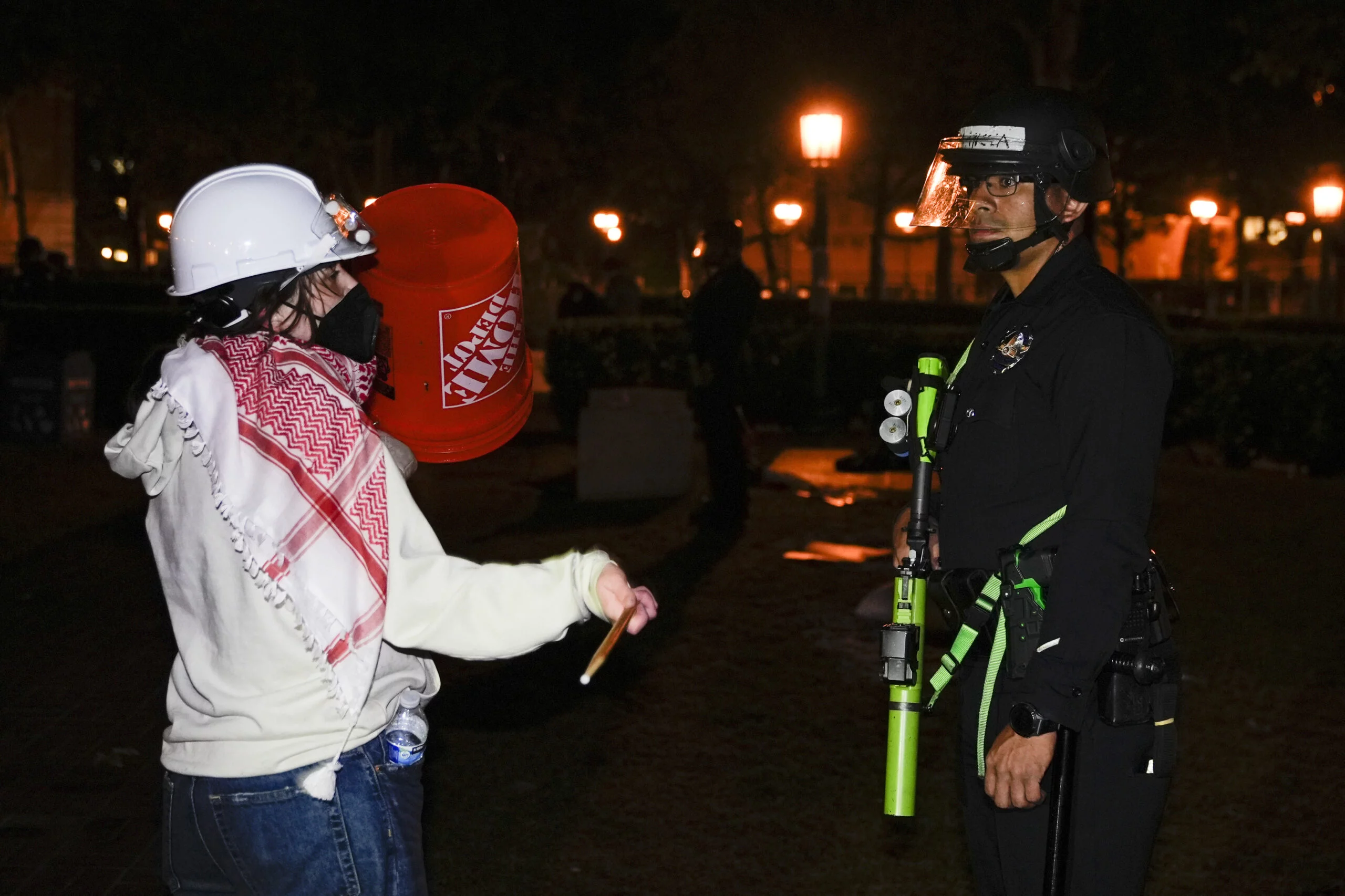 La policía desaloja la protesta propalestina en la Universidad del Sur de California