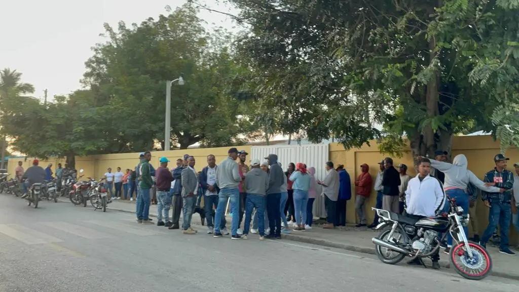 Mucho sol y bastante calor este día de las elecciones