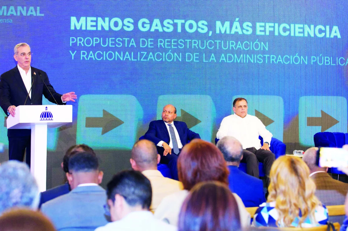 Gobierno inicia reingeniería al Estado y aplica algunas medidas