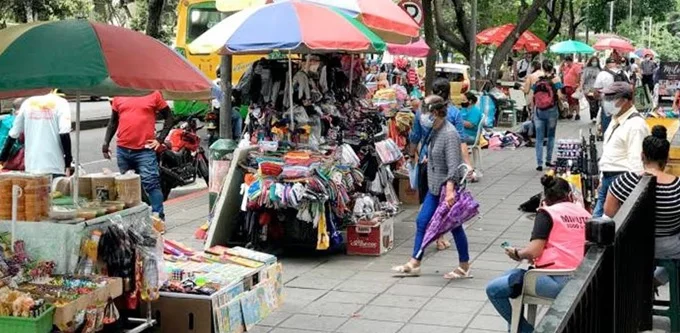 Iniciativa de sanidad en Nueva York afectaría a vendedores ambulantes dominicanos