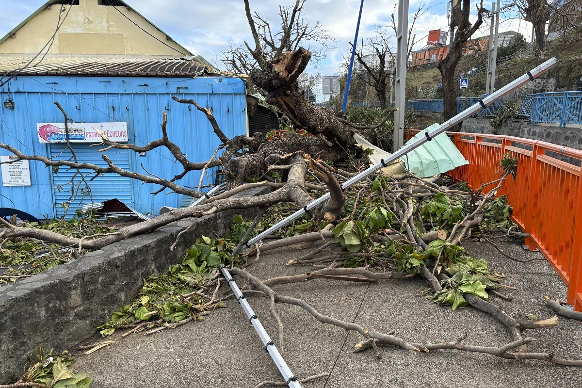 Ya son 20 los muertos por el paso del ciclón en Mayotte, aún lejos de las estimaciones