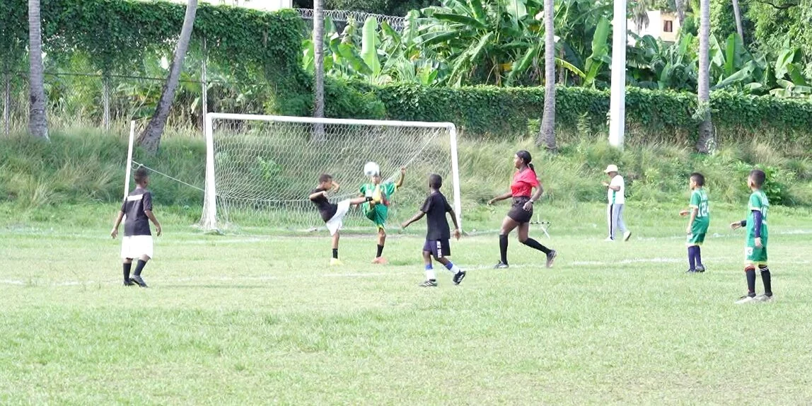 El Fútbol: La pasión que mueve a miles de niños en San Cristóbal