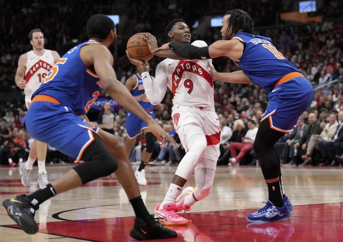 Acción partido entre Toronto y Knicks