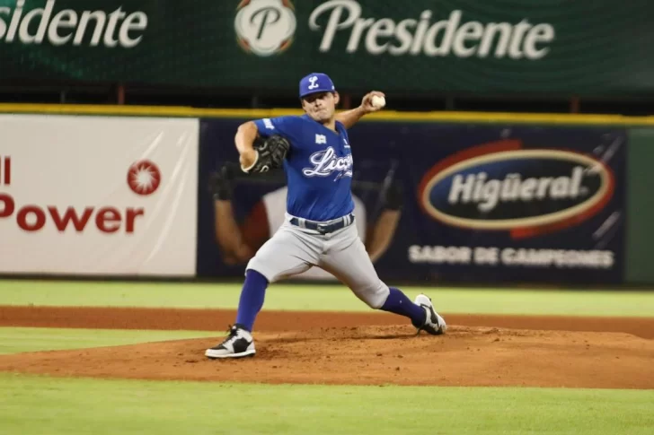 Licey se mantiene solo en el tercer lugar y los Toros se hunden en el sótano